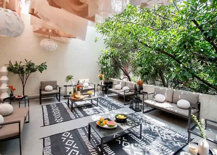Дом отдыха Luxurious With 9 Bedroom And Huge Terrace Condesa Мехико
