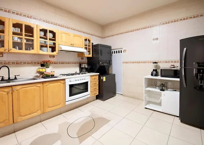 Сasa de vacaciones Luxurious With 9 Bedroom And Huge Terrace Condesa