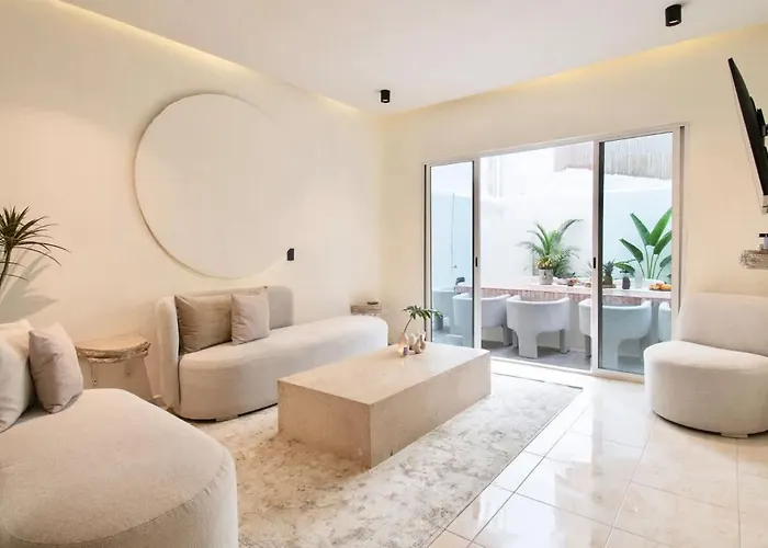 Luxurious With 9 Bedroom And Huge Terrace Condesa Сasa de vacaciones